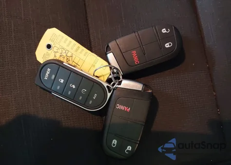 2014 Jeep Grand Cherokee Laredo from USA, damaged, VIN 1C4RJFAG7EC220213